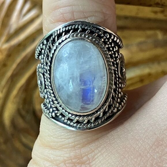Natural Rainbow Moonstone Sterling Silver Cocktail Ring Size 5 - Picture 1 of 10